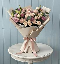 Букет цветов из:  Розы и Лизиантусы #REPLACE_PRED# Свирске