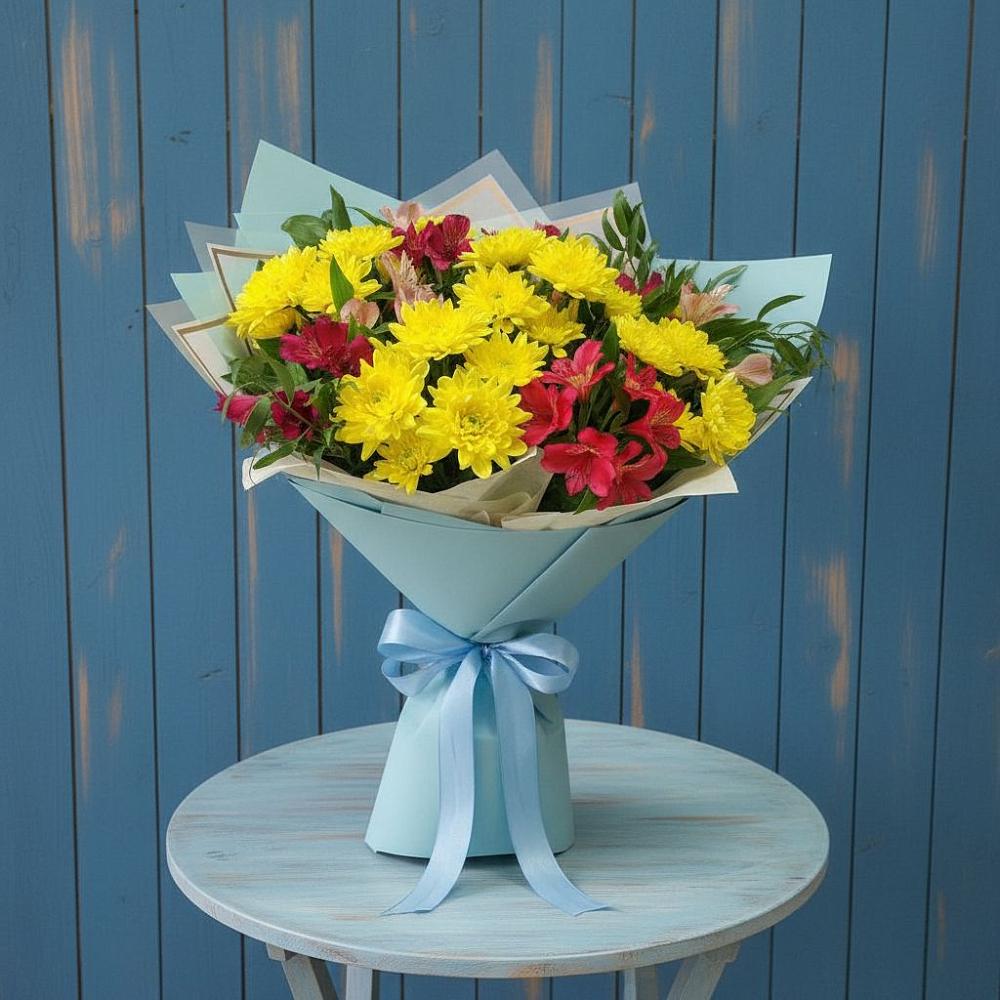 Букет цветов из: Альстромерии и Хризантемы в Свирске