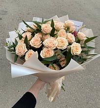 Букет Кремовые розы Латте в Свирске