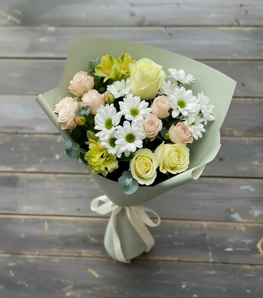 Букет цветов из: Альстромерии, Розы и Хризантемы в Свирске