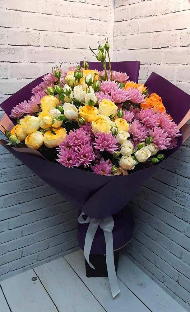 Букет цветов из: Хризантемы и Розы в Свирске