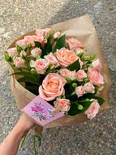 Букет цветов из:  Розы #REPLACE_PRED# Свирске