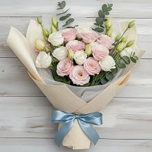 Букет цветов из:  Лизиантусы #REPLACE_PRED# Свирске