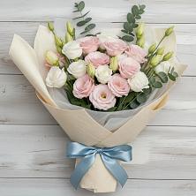 Букет цветов из:  Лизиантусы в Свирске