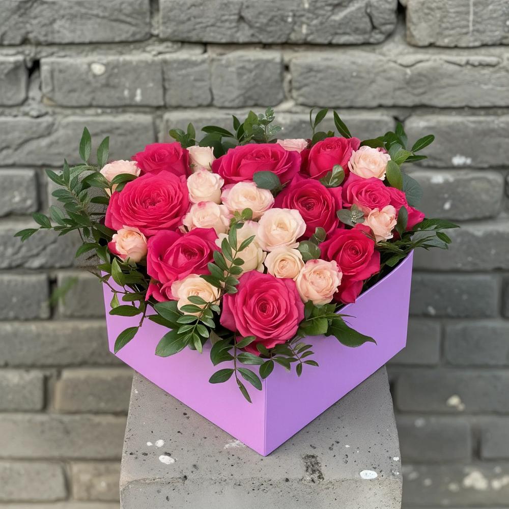 Цветочная композиция из Розы в коробке в Свирске