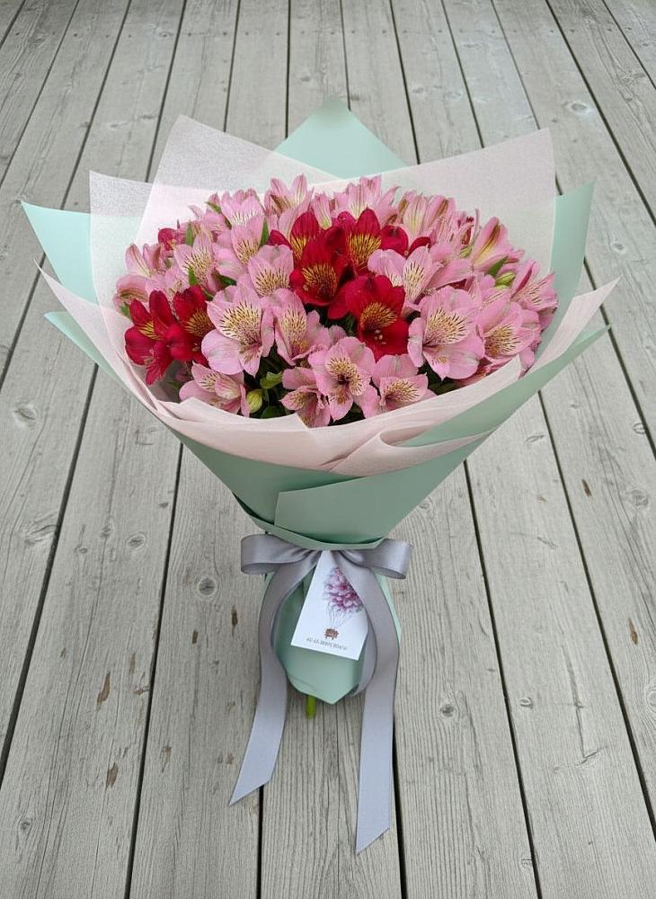 Букет цветов из: Альстромерии в Свирске