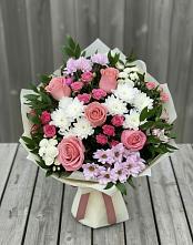 Букет цветов из:  Альстромерии, Гвоздики, Розы и Хризантемы в Свирске