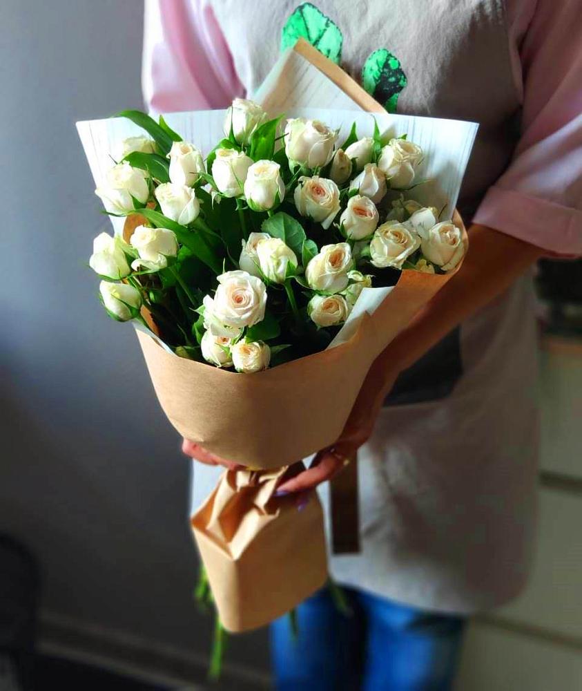 Букет цветов из: Розы в Свирске