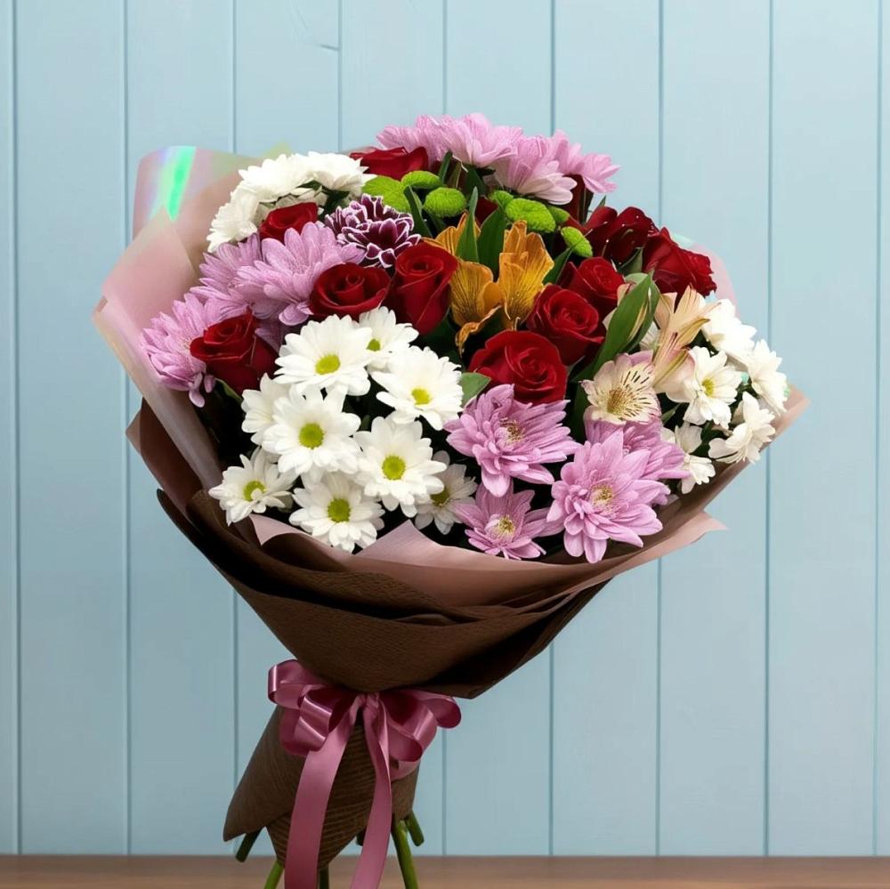Букет цветов из: Розы, Хризантемы и Альстромерии в Свирске