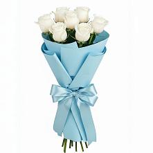 Букет 7 белых роз Проуд в Свирске