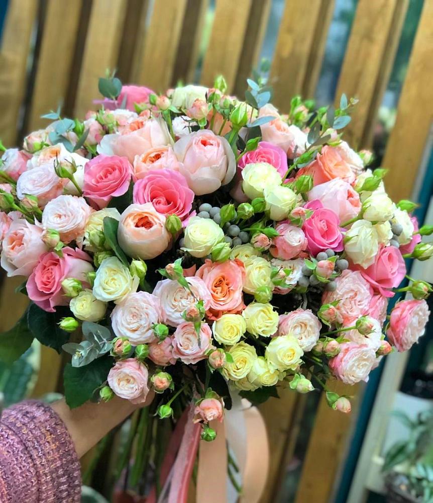 Букет цветов из: Розы в Свирске