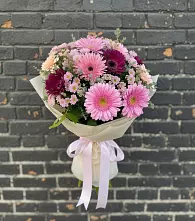 Букет цветов из:  Герберы и Хризантемы #REPLACE_PRED# Свирске