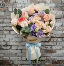 Букет цветов из:  Розы, Лизиантусы и Гвоздики в Свирске